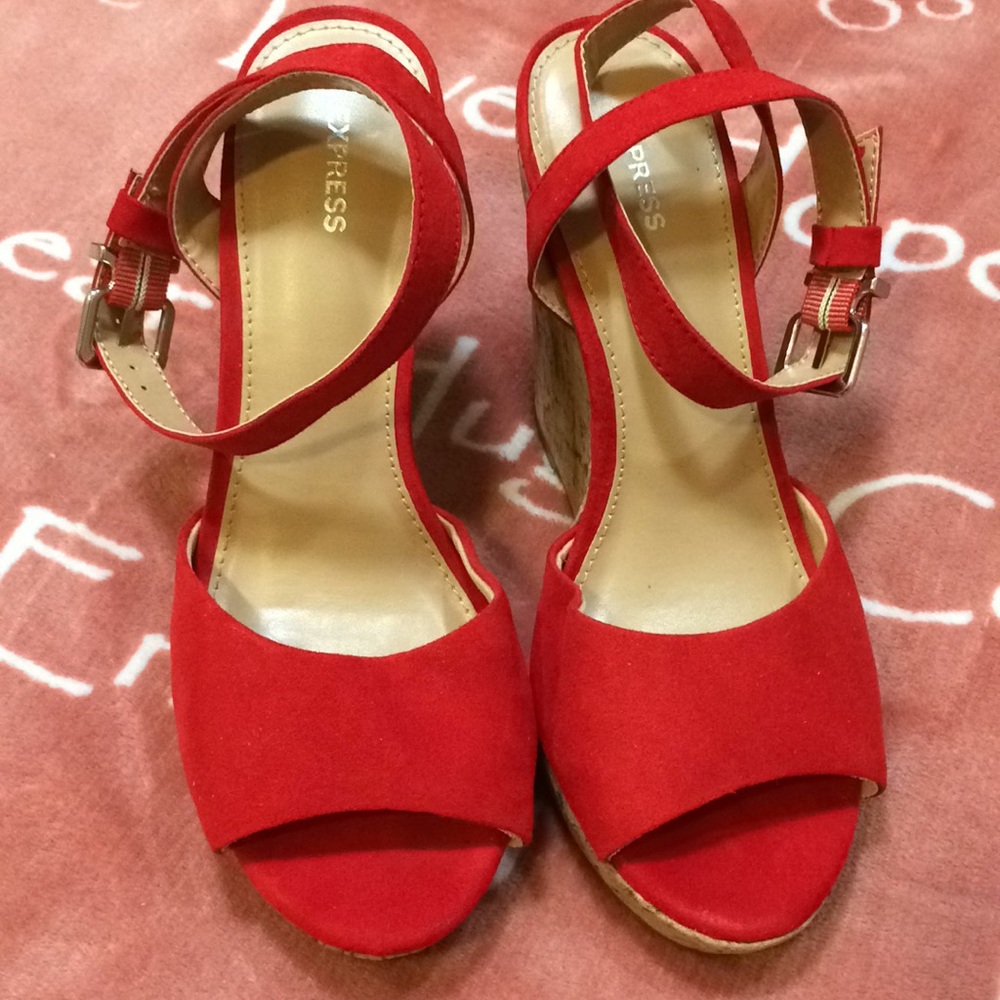 Express Red Platform